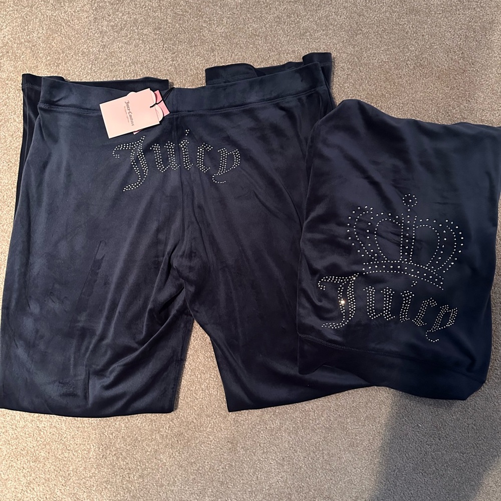 Juicy Couture Navy Blue Set with Rhinestones💙